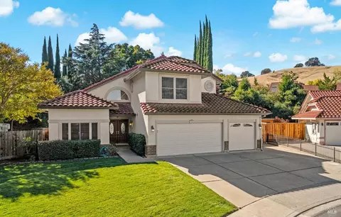 742 Chelmsford Ct, Vacaville, CA 95688