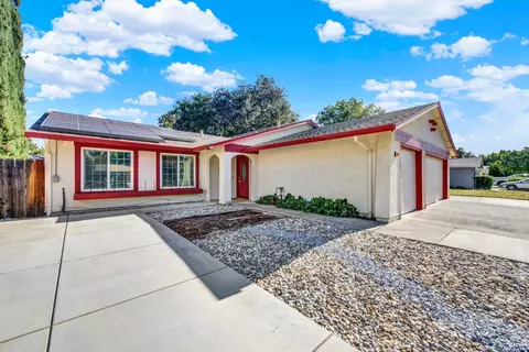Exterior - 1221 Devonshire Dr, Vacaville, CA 95687 photo 4 of 21