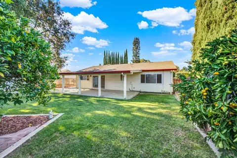 Exterior - 1221 Devonshire Dr, Vacaville, CA 95687 photo 11 of 21