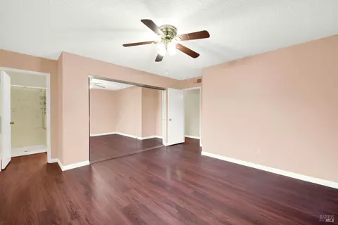 Bedroom - 1221 Devonshire Dr, Vacaville, CA 95687 photo 4 of 4