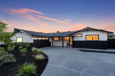 456 Alameda De La Loma, Novato, CA 94949