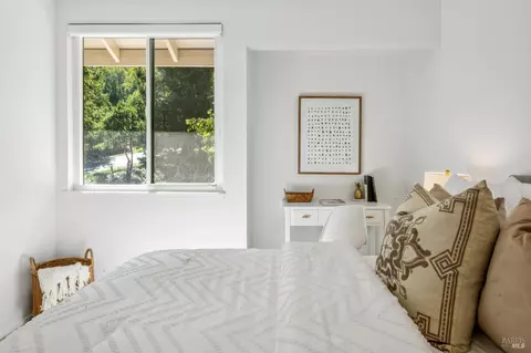 Bedroom - 53 Flicker Dr, Novato, CA 94949 photo 7 of 10