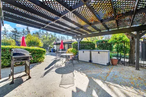 Exterior - 3438 Willis Dr, Napa, CA 94558 photo 25 of 31
