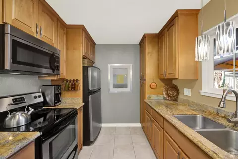 Kitchen - 3438 Willis Dr, Napa, CA 94558 photo 5 of 6