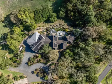 View/Area - 17219 7th St E, Sonoma, CA 95476 photo 2 of 7