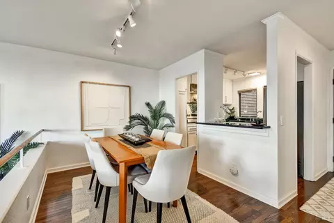 Dining - 446 Headlands Ct, Sausalito, CA 94965 photo 2 of 2