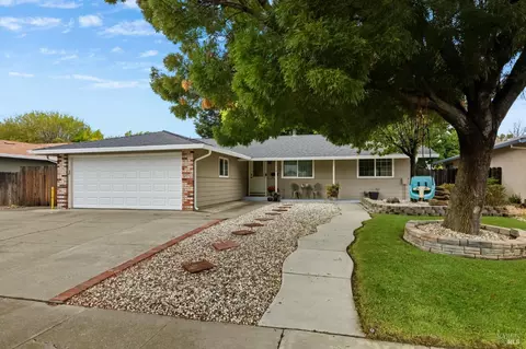 128 Clark Way, Vacaville, CA 95687