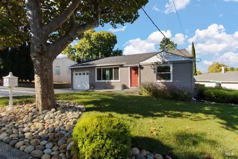140 El Bonito Way, Benicia, CA 94510