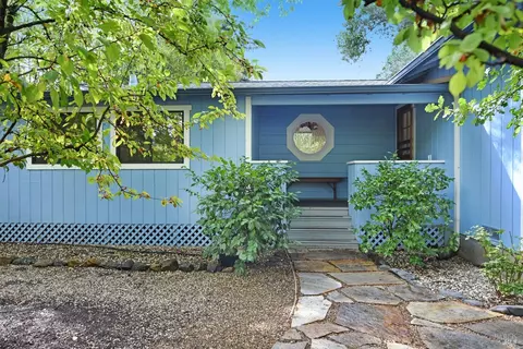 1311 Gold St, Calistoga, CA 94515