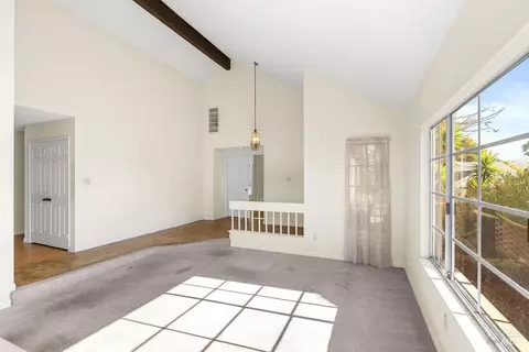 Living - 125 Spinnaker Way, Vallejo, CA 94590 photo 1 of 6