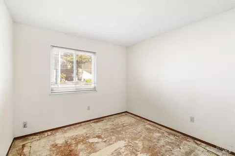 Bedroom - 125 Spinnaker Way, Vallejo, CA 94590 photo 2 of 3