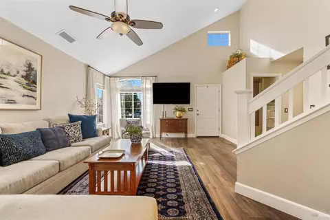 129 Wooded Glen Ct, Windsor, CA 95492 photo 8