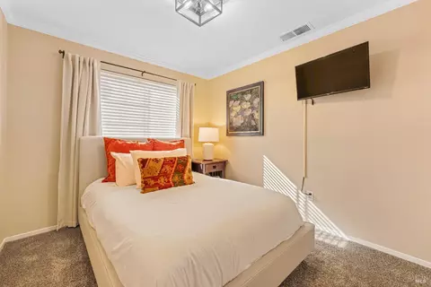 129 Wooded Glen Ct, Windsor, CA 95492 photo 20