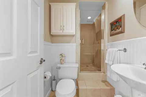129 Wooded Glen Ct, Windsor, CA 95492 photo 17