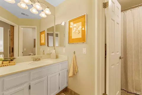 129 Wooded Glen Ct, Windsor, CA 95492 photo 28