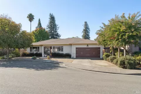 32 El Nido Ct, Sonoma, CA 95476