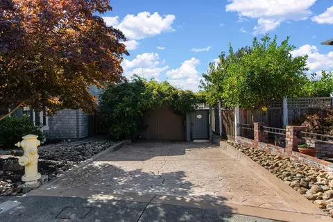 1372 Bonita Bahia Ct, Benicia, CA 94510