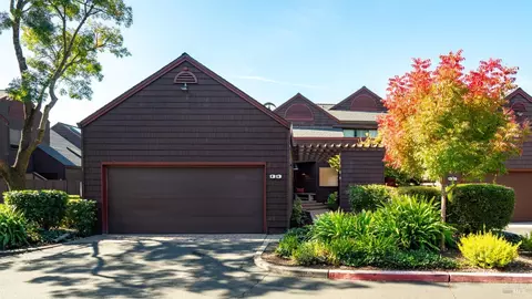 1320 North St #33, Santa Rosa, CA 95404
