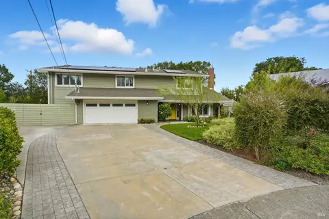 26 Brassie Ct, Novato, CA 94949