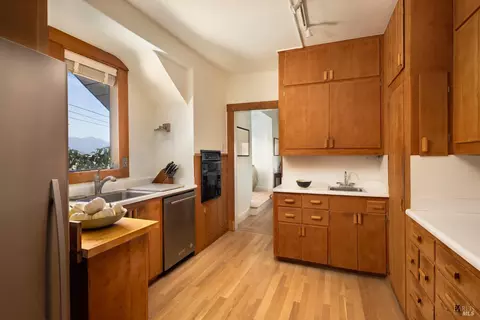 Kitchen - 224 Bulkley Ave, Sausalito, CA 94965 photo 2 of 3