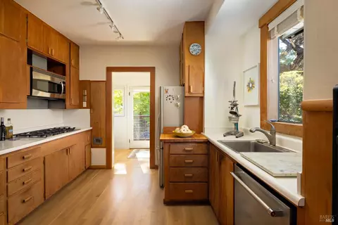 Kitchen - 224 Bulkley Ave, Sausalito, CA 94965 photo 1 of 3
