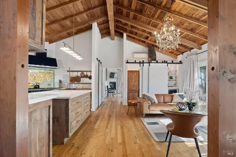 Entry Way - 620 Brown St, Healdsburg, CA 95448 photo 1 of 4