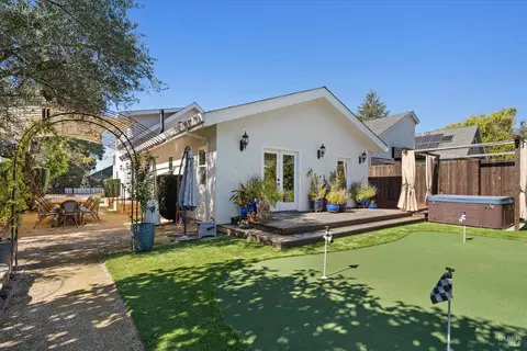 Exterior - 620 Brown St, Healdsburg, CA 95448 photo 10 of 12
