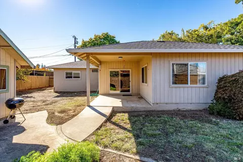 Exterior - 1476 Thomas Dr, Napa, CA 94558 photo 7 of 7
