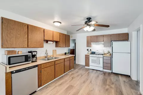 Kitchen - 1476 Thomas Dr, Napa, CA 94558 photo 1 of 1
