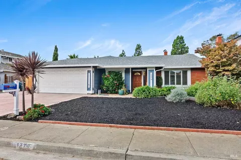 Exterior - 1275 Granada St, Vallejo, CA 94591 photo 5 of 5