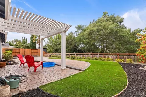 Exterior - 1275 Granada St, Vallejo, CA 94591 photo 2 of 5