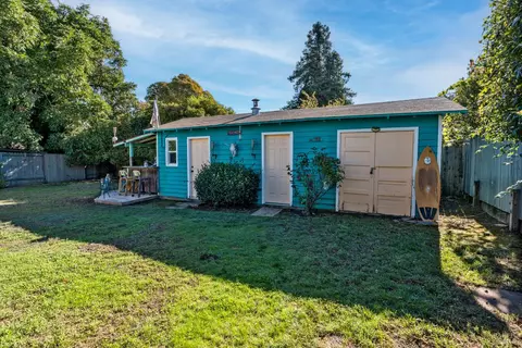 Exterior - 1169 Elm St, Ukiah, CA 95482 photo 7 of 9
