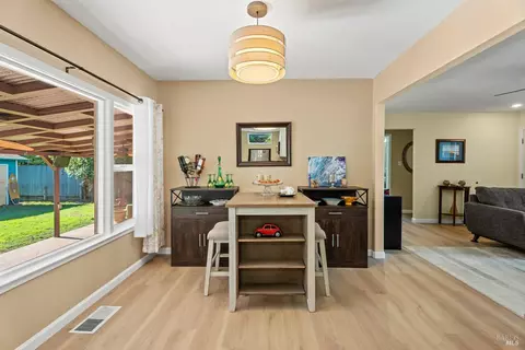 Dining - 1169 Elm St, Ukiah, CA 95482 photo 2 of 2