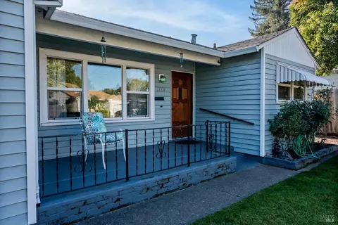 1169 Elm St, Ukiah, CA 95482