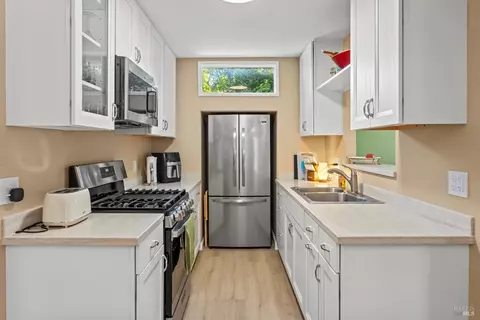 Kitchen - 1169 Elm St, Ukiah, CA 95482 photo 1 of 3
