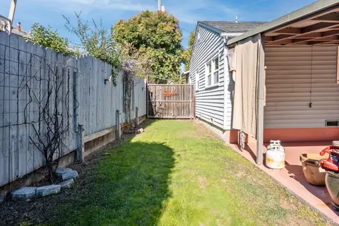 Exterior - 1169 Elm St, Ukiah, CA 95482 photo 8 of 9