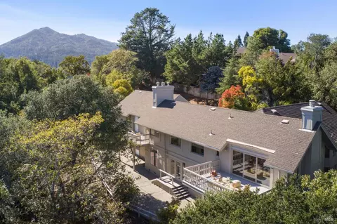 131 Hanken Dr, Kentfield, CA 94904