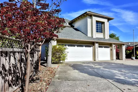 Exterior - 2728 Terry Ct, Pinole, CA 94564 photo 9 of 11