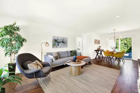 1466 Ash St, Napa, CA 94559 photo 3