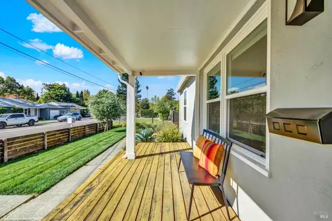 1466 Ash St, Napa, CA 94559 photo 35