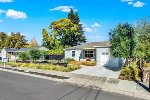 1466 Ash St, Napa, CA 94559 photo 32