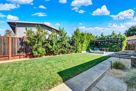 1466 Ash St, Napa, CA 94559 photo 47