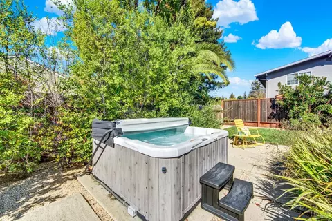 1466 Ash St, Napa, CA 94559 photo 50