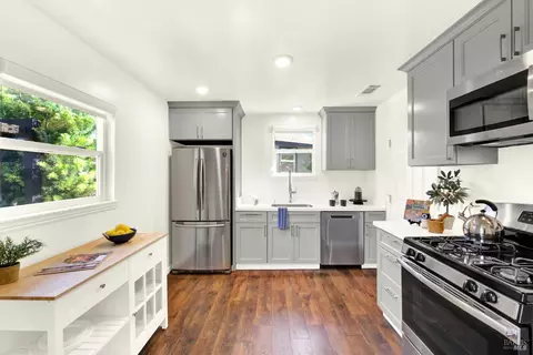 1466 Ash St, Napa, CA 94559 photo 12