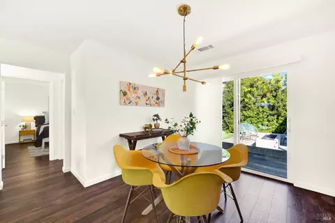 1466 Ash St, Napa, CA 94559 photo 9