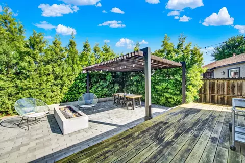 1466 Ash St, Napa, CA 94559 photo 38