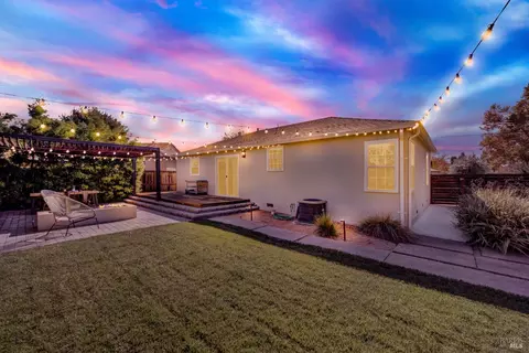 1466 Ash St, Napa, CA 94559 photo 55