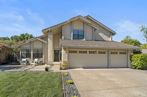 16 Woodleaf Ct, Novato, CA 94945