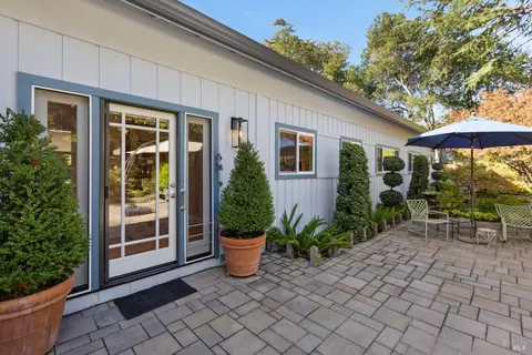 Exterior - 1030 Yell Ln, Glen Ellen, CA 95442 photo 5 of 30