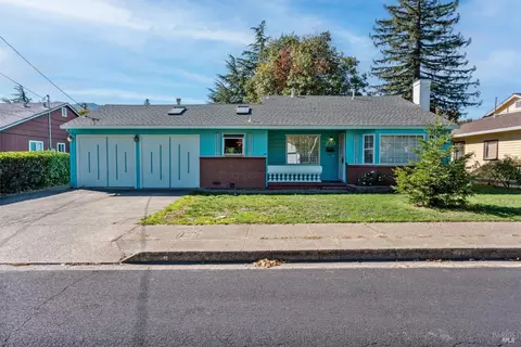 970 N Pine St, Ukiah, CA 95482